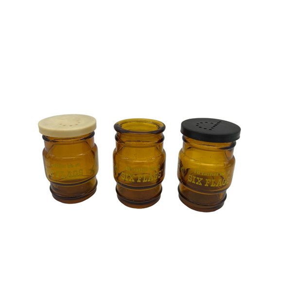 Vintage Six Flags Salt & Pepper Shaker Toothpick Holder and Picnic Table Stand - Picture 3 of 9